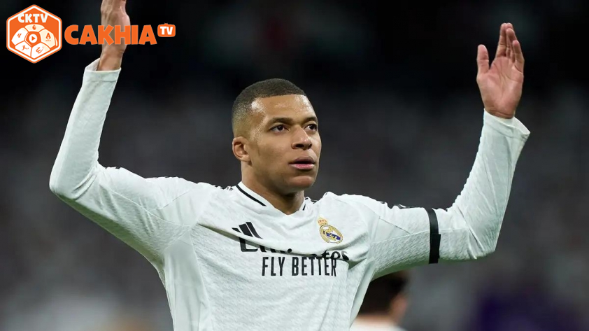 Mbappe đang dần hòa nhập với môi trường tại Real Madrid (Ảnh: Getty).